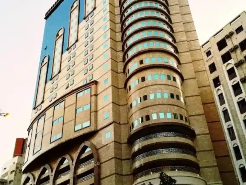 Infinity hotel