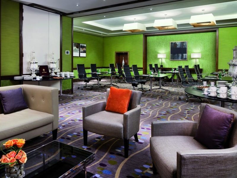 Fernas alaziziyah hotel