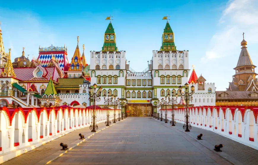 Rusya St. Petersburg Beyaz Geceler & Moskova Turu
10 Ağustos 2026
1750 €
