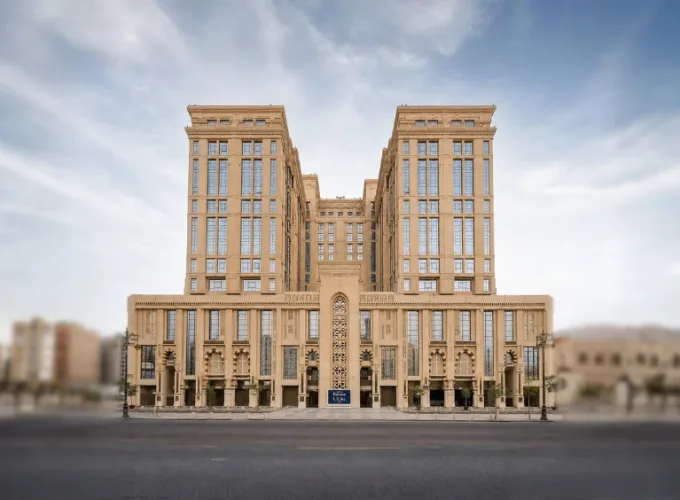 Umre turları 5 yıldız rotana jabal omar